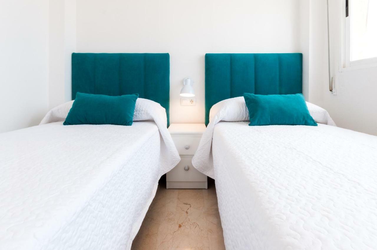 Calmo Singular Apartments Gandia Bagian luar foto
